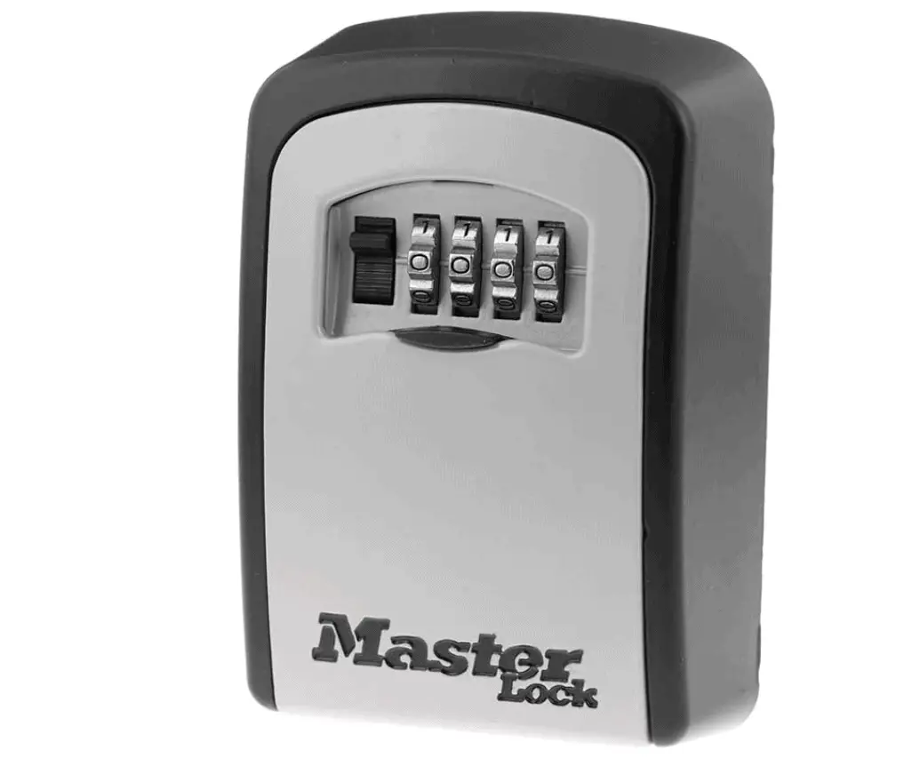 Master Lock 5401D recherche clefs détails taille filtres chiffres résultats boîtes boîte vacances marque hauteur rangement besoin protection